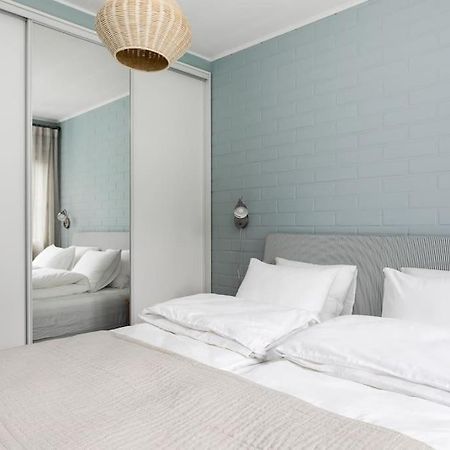Upea Remontoitu Huoneisto Naantalin Sydaemessae Apartment ภายนอก รูปภาพ