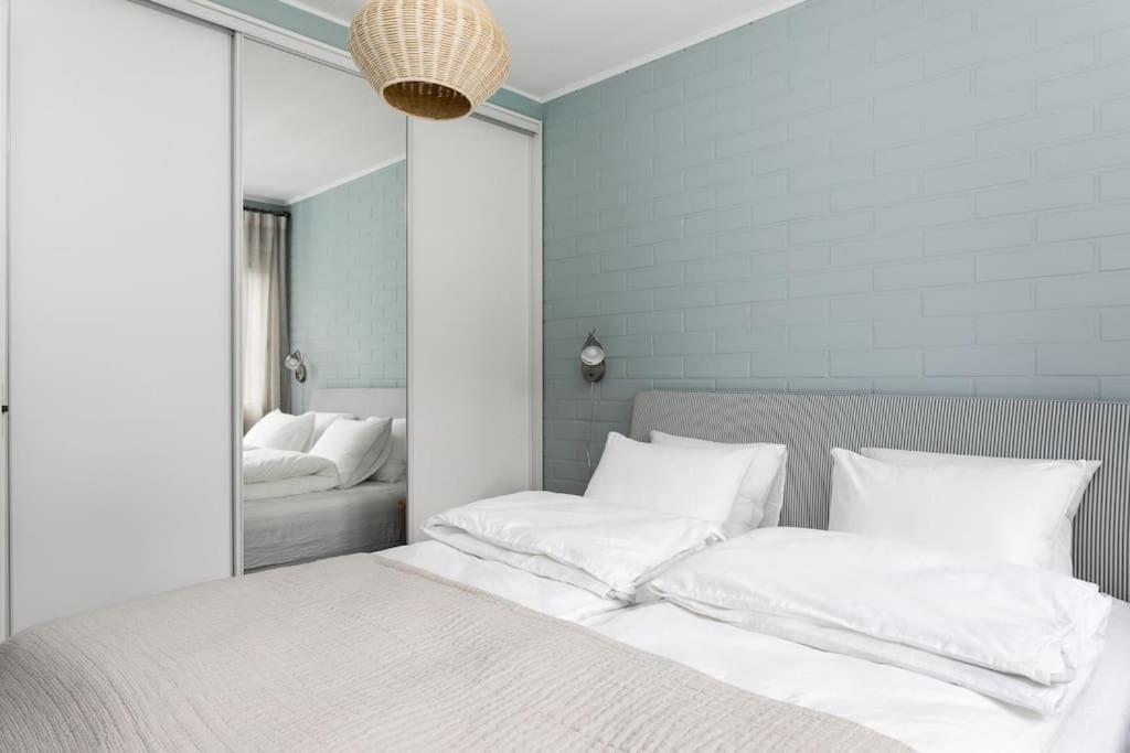 Upea Remontoitu Huoneisto Naantalin Sydaemessae Apartment ภายนอก รูปภาพ