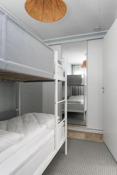Upea Remontoitu Huoneisto Naantalin Sydaemessae Apartment ภายนอก รูปภาพ